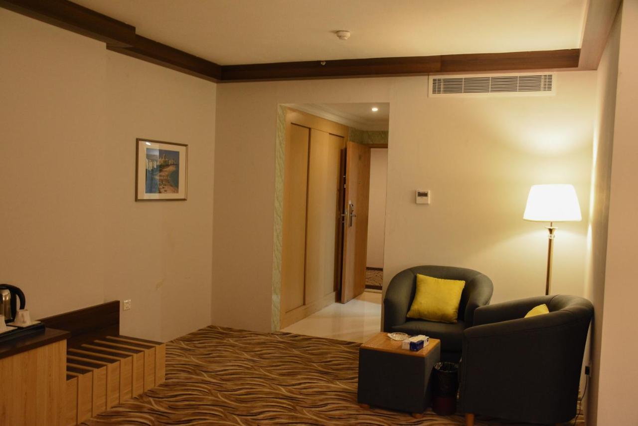 Florida Inn Hotel Nadżran Zewnętrze zdjęcie