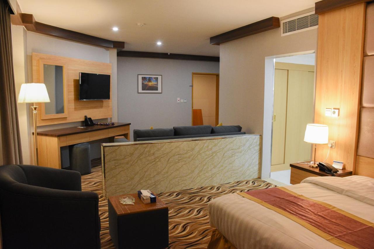 Florida Inn Hotel Nadżran Zewnętrze zdjęcie